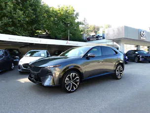 MAZDA CX-6e Takumi