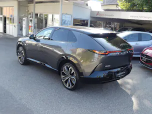 MAZDA CX-6e Takumi