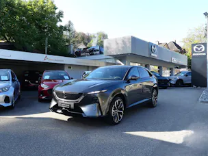 MAZDA CX-6e Takumi