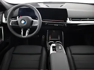 BMW X1 U11 23i xDrive paddles