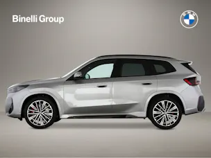 BMW X1 U11 23i xDrive paddles