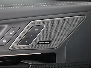 BMW X1 U11 23i xDrive paddles
