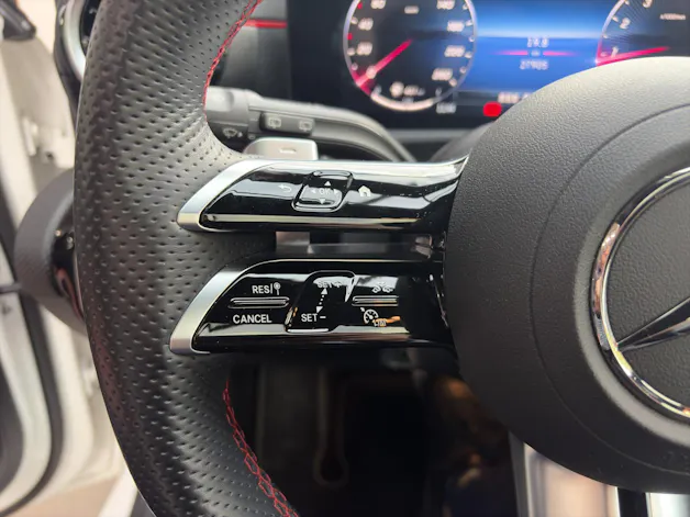 MERCEDES-BENZ A-Klasse W177 A 220 AMG Line 4m