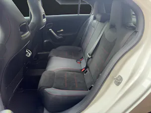 MERCEDES-BENZ A-Klasse W177 A 220 AMG Line 4m