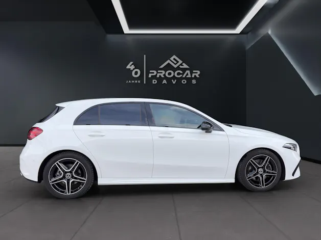 MERCEDES-BENZ A-Klasse W177 A 220 AMG Line 4m