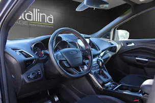 FORD Kuga 2.0 TDCi 150 ST-Line FPS
