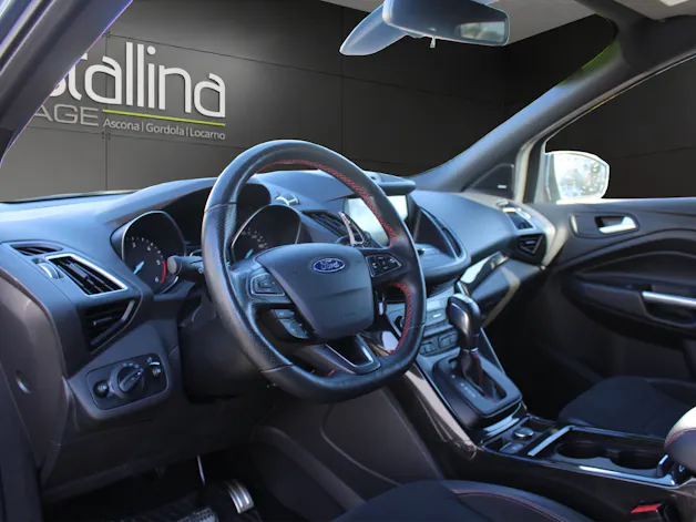 FORD Kuga 2.0 TDCi 150 ST-Line FPS