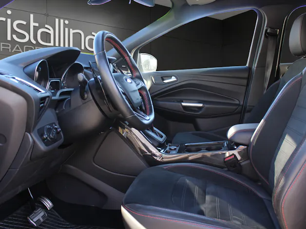 FORD Kuga 2.0 TDCi 150 ST-Line FPS