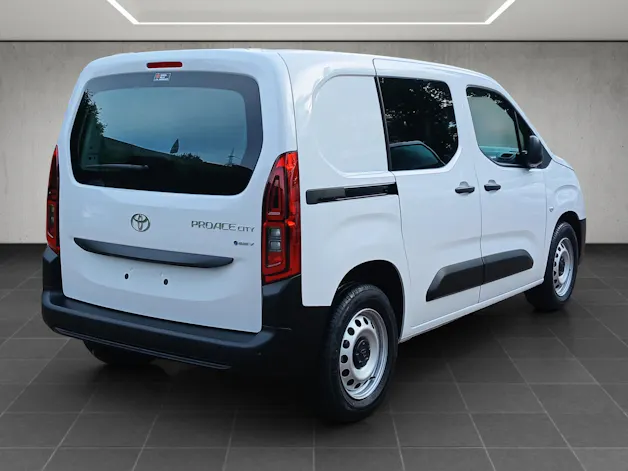 Toyota PROACE CITY Van L1 52KWh Active