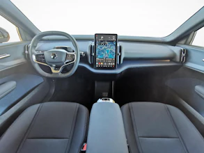 https://vehicle.imgix.net/4465751/a523c9c4-6629-4108-8cb5-427afcad6bd5.jpg