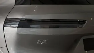 BMW iX xDrive60