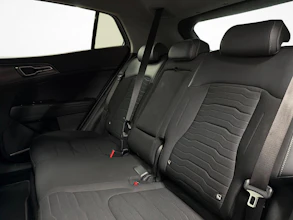 https://vehicle.imgix.net/4465759/c0665724-11f4-4b61-9af7-fefb6c3afc42.jpg