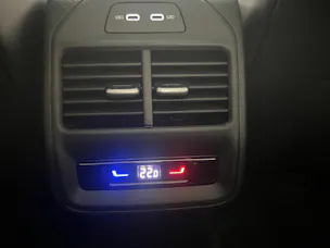 VW Passat Variant 2.0 TDI R-Line DSG 4motion