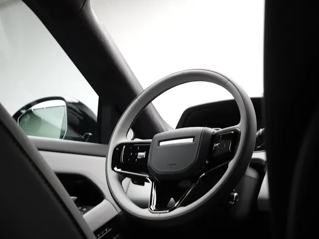 Land Rover Range Rover Evoque 1.5 T 270e Autobiography