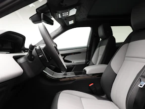 https://vehicle.imgix.net/4465880/e663d777-aebd-4773-b2ae-7b8932740769.JPG