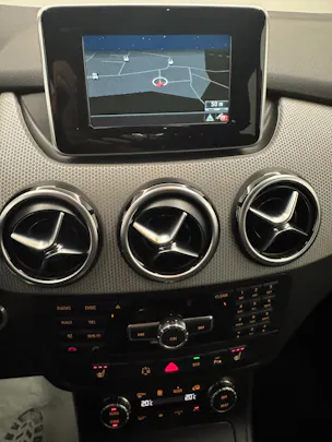 MERCEDES-BENZ B-Klasse W246 B 220 4m