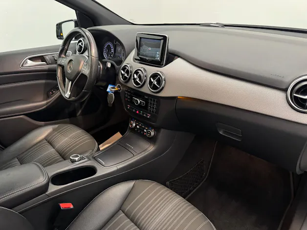 MERCEDES-BENZ B-Klasse W246 B 220 4m
