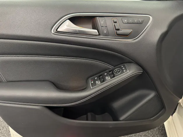 MERCEDES-BENZ B-Klasse W246 B 220 4m