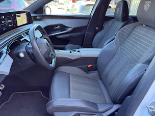 PEUGEOT 3008 1.2 Hybrid GT