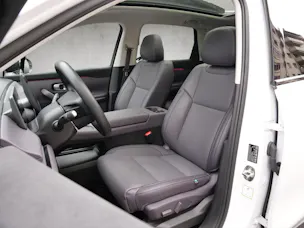 Leapmotor C10 1.5 REEV Design