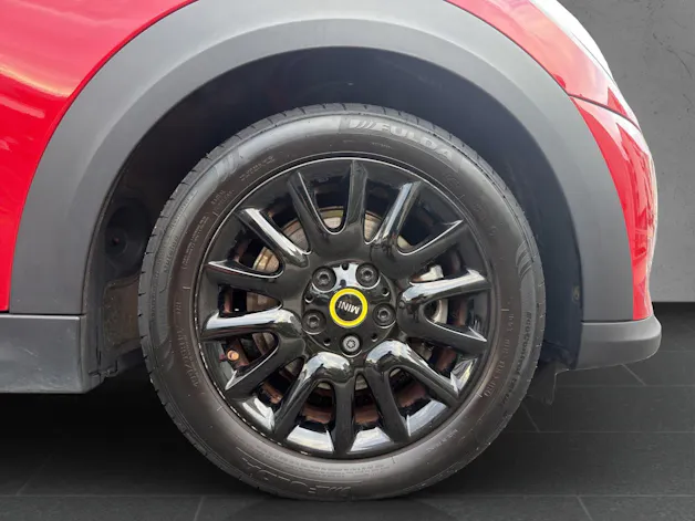 MINI F56 Cooper SE
