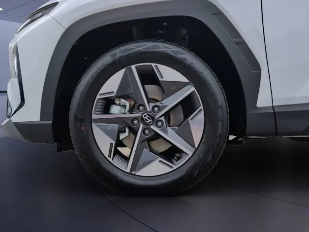 HYUNDAI TUCSON 1.6 T-GDi Hybrid Amplia 2WD
