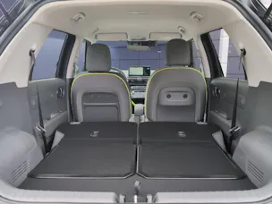 HYUNDAI INSTER Electric Vertex Cross 49 KWH
