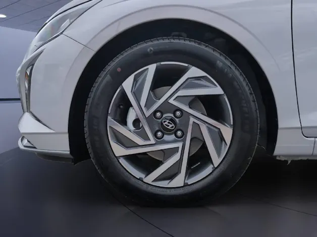 HYUNDAI i20 1.0 T-GDi Amplia Safe Tec GO!