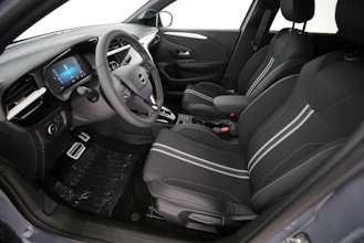 https://vehicle.imgix.net/4466093/a3ae86c6-b23a-43a1-a5c4-9de2a358f110.jpg