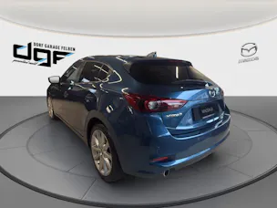 MAZDA 3 2.2 D Revolution