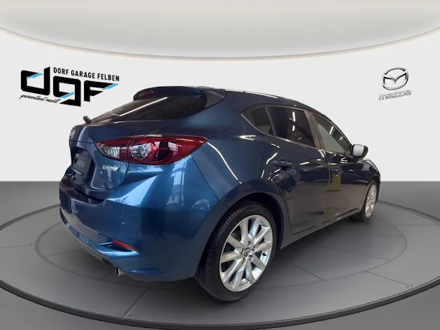 MAZDA 3 2.2 D Revolution