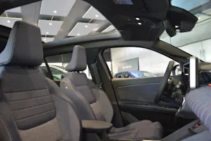 RENAULT R4 E-Tech Comfort Range plein sud techno