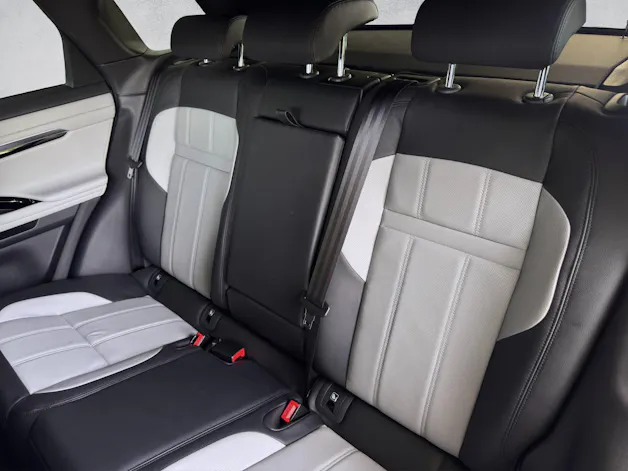 Land Rover Range Rover Evoque 1.5 T 300e R-Dynamic S