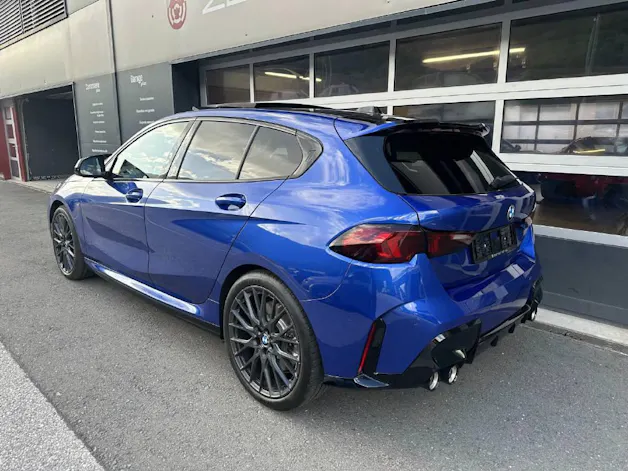BMW M135i xDrive (CH)