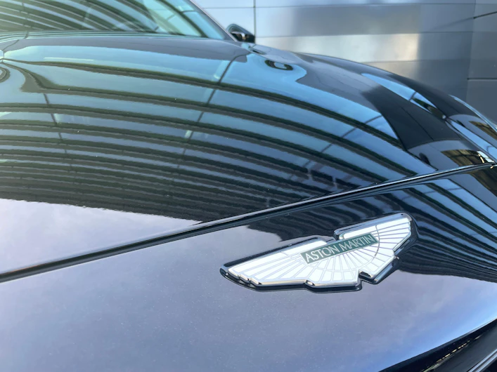 Fahrzeugbild ASTON MARTIN DBX