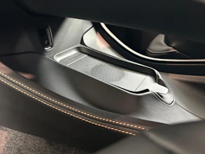 https://vehicle.imgix.net/4466202/4fd8941b-6c32-45d6-a098-70b2cb26b50b.jpg