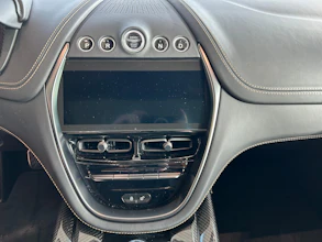 https://vehicle.imgix.net/4466202/e730f57f-fe52-418d-a725-d86f873b9e22.jpg