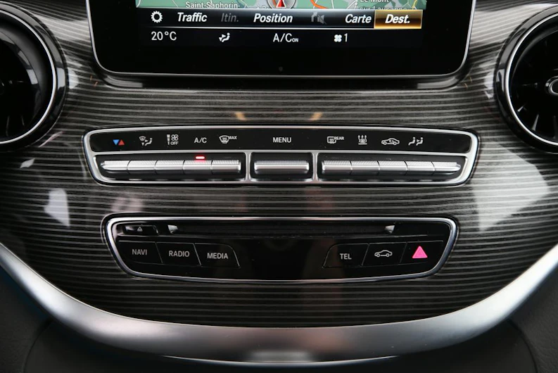 Fahrzeugbild MERCEDES-BENZ V 300 