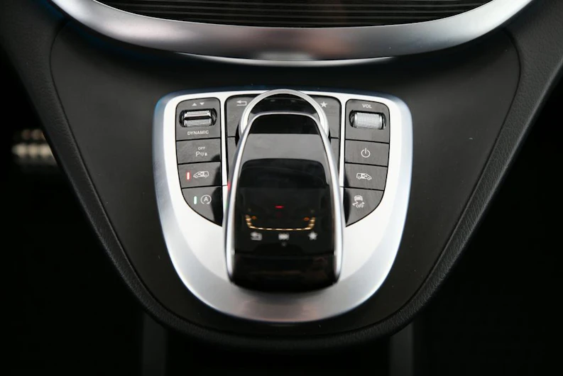 Fahrzeugbild MERCEDES-BENZ V 300 