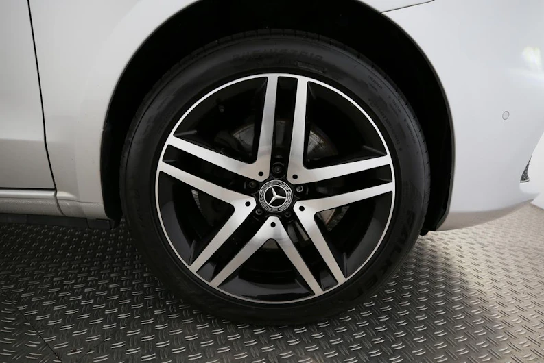 Fahrzeugbild MERCEDES-BENZ V 300 