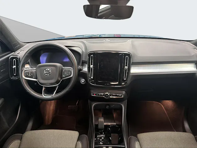 VOLVO XC40 2.0 B5 MH Plus Dark AWD