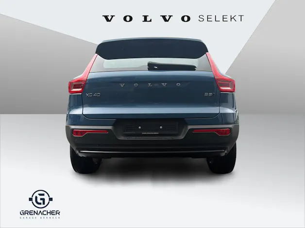 VOLVO XC40 2.0 B5 MH Plus Dark AWD