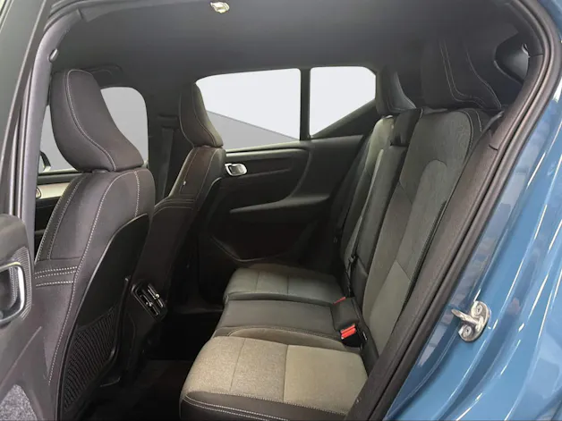 VOLVO XC40 2.0 B5 MH Plus Dark AWD