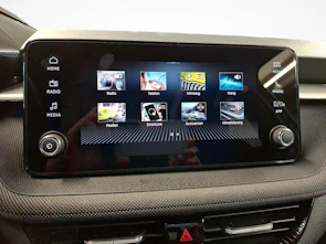 Fahrzeugbild SKODA Fabia 1.0 TSI Selection DSG