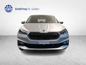 https://vehicle.imgix.net/4466229/40692bb9-9d67-4d03-8c83-5b18ebcc71d0.jpg