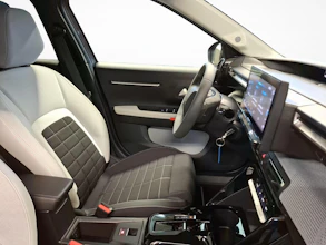 https://vehicle.imgix.net/4466232/18e0fbe0-35b3-4125-ad6f-e311d4da2673.jpg
