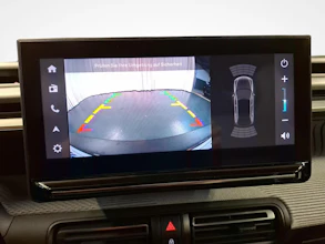 https://vehicle.imgix.net/4466232/72a62b7c-3e49-4f10-bb74-ce704781ea6b.jpg