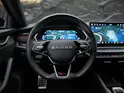 SKODA Octavia Combi 2.0 TSI DSG RS *Werksgarantie*Panorama*Head Up Display*Abstandsregler*