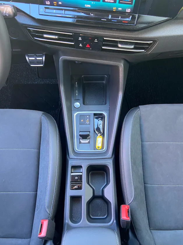 VW Caddy 1.5TSI DSG Kombi Maxi Premium Rollstuhltransport 5+1 Sitze