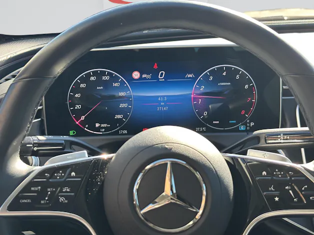 MERCEDES-BENZ E 200 9G-Tronic Exclusive Advanced